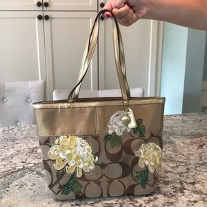 Coach handbag